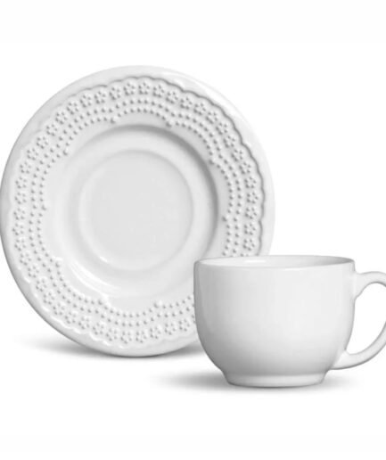 Xícara de chá branca