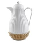 Garrafa térmica com detalhe em rattan 1L